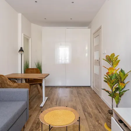 Apartment Rentplanet - Nowowiejska Wroclaw