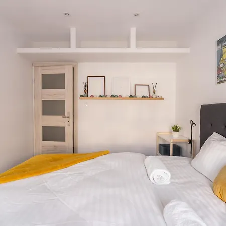 Rentplanet - Nowowiejska * Wrocław