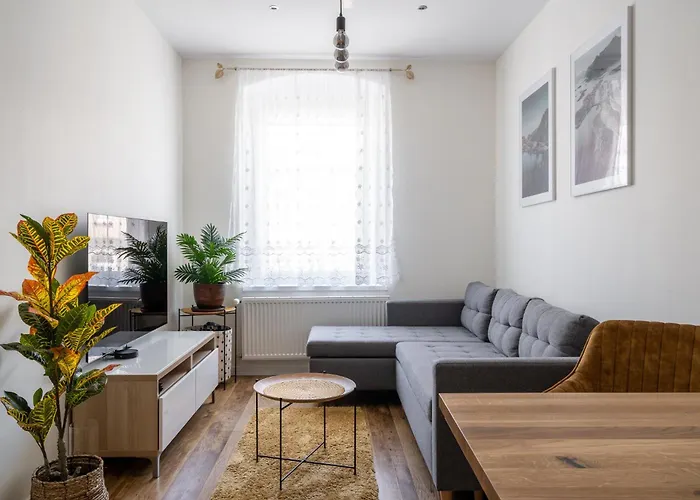 Apartment Rentplanet - Nowowiejska *